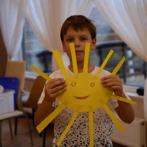 Арт-терапевтическая программа «Мир внутри и мир вокруг»